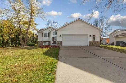 875 Myer Drive NE Owatonna MN 55060