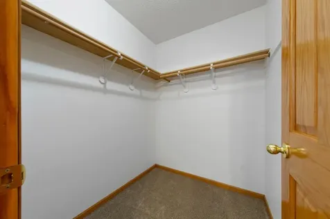 875 Myer Drive NE Owatonna MN 55060