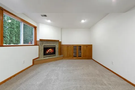 875 Myer Drive NE Owatonna MN 55060