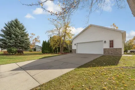 875 Myer Drive NE Owatonna MN 55060