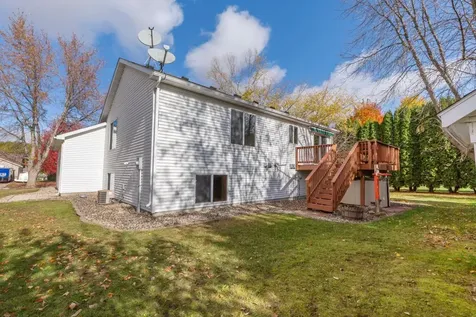 875 Myer Drive NE Owatonna MN 55060