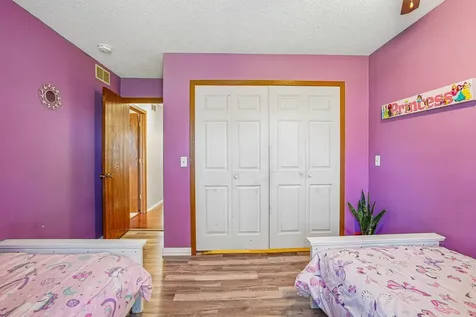 8582 134th Street W Apple Valley MN 55124