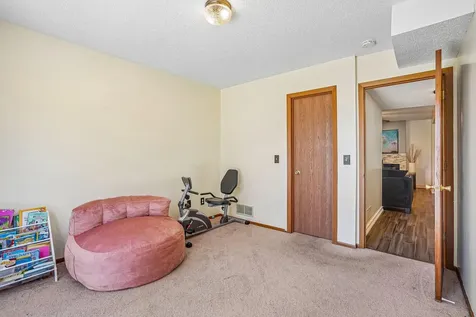 8582 134th Street W Apple Valley MN 55124