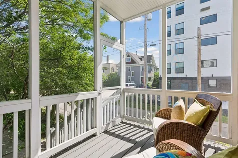 2433 Columbus Court Minneapolis MN 55404
