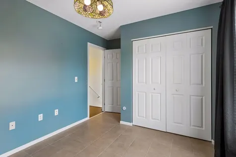 2433 Columbus Court Minneapolis MN 55404