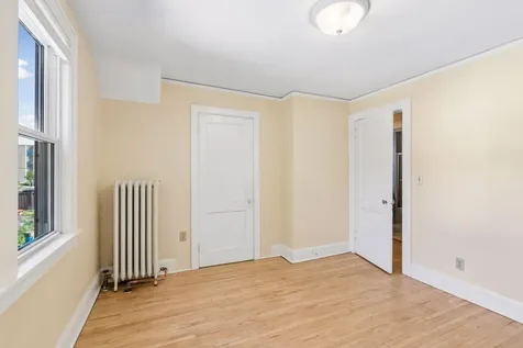 1589 Hollywood Court Falcon Heights MN 55108