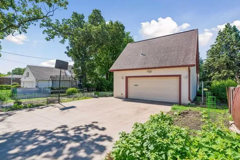 1589 Hollywood Court Falcon Heights MN 55108