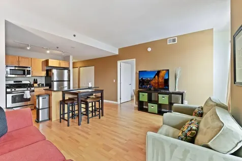 929 Portland Avenue S Minneapolis MN 55404