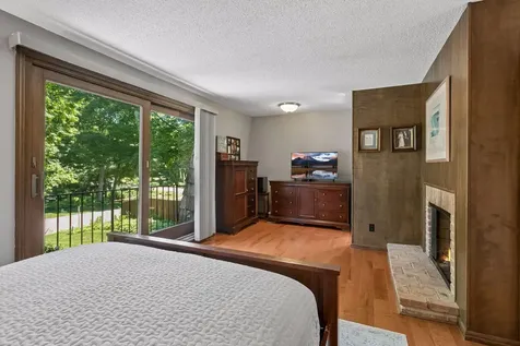 4280 Winchester Court Minnetonka MN 55345