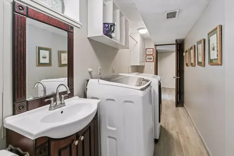 4280 Winchester Court Minnetonka MN 55345