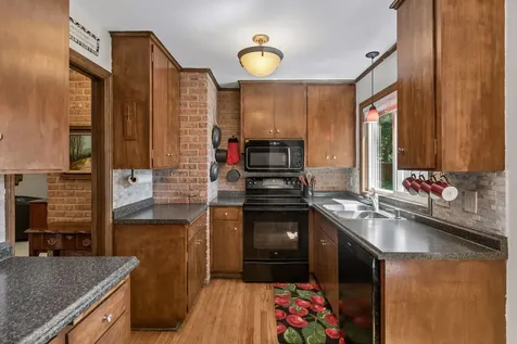 4280 Winchester Court Minnetonka MN 55345