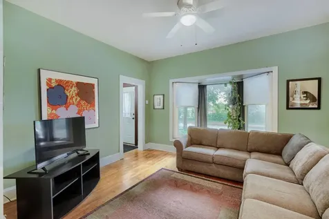 1476 Concordia Avenue Saint Paul MN 55104
