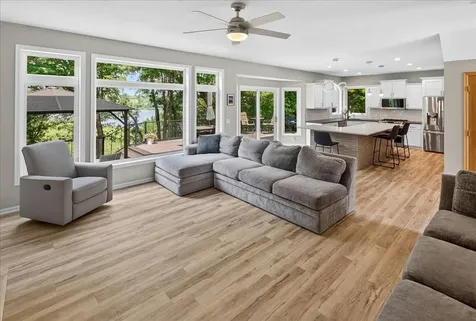 3122 Shady Cove Point NW Prior Lake MN 55372
