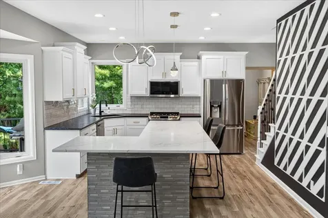 3122 Shady Cove Point NW Prior Lake MN 55372