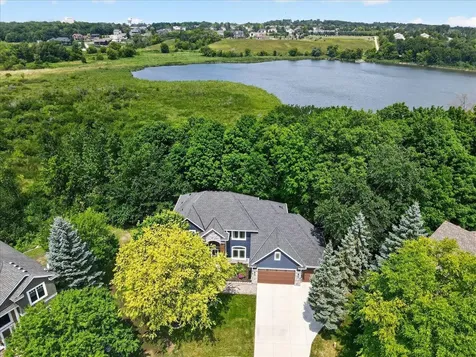 3122 Shady Cove Point NW Prior Lake MN 55372