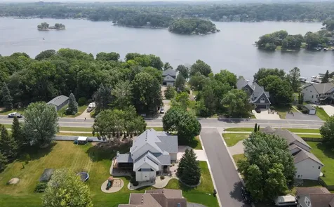 3122 Shady Cove Point NW Prior Lake MN 55372