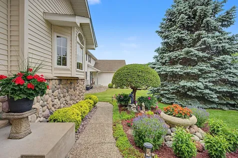 18674 Queen Circle NW Elk River MN 55330