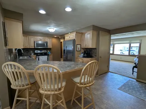 1111 Skylark Lane Albert Lea MN 56007