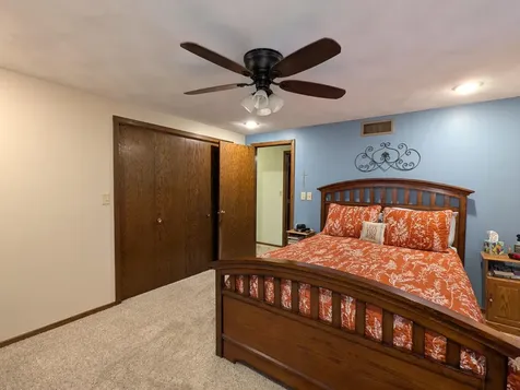 1111 Skylark Lane Albert Lea MN 56007