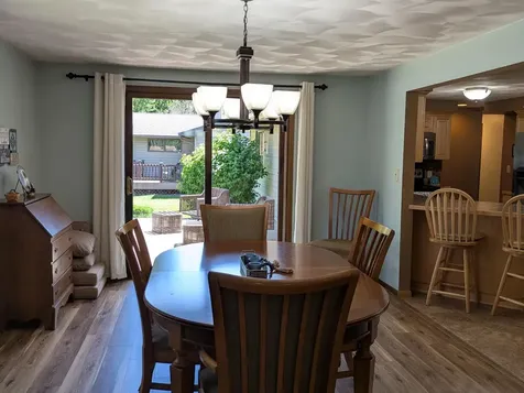1111 Skylark Lane Albert Lea MN 56007