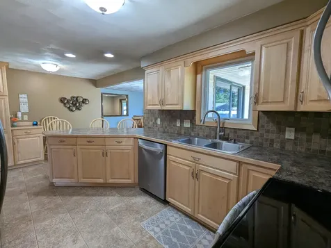 1111 Skylark Lane Albert Lea MN 56007