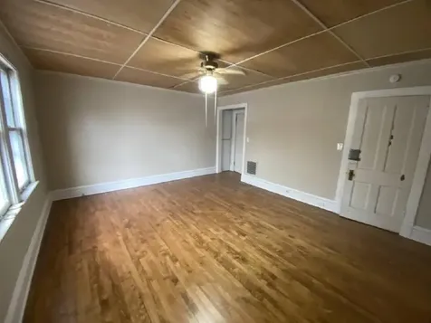 909 27th Ave. NE Minneapolis MN 55418