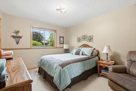 10760 Kumquat Street NW Coon Rapids MN 55448