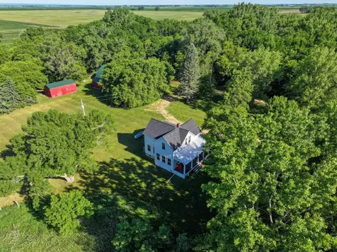 28555 810th Avenue Graceville MN 56240