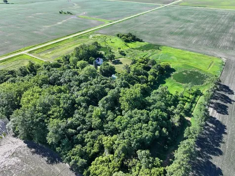 28555 810th Avenue Graceville MN 56240