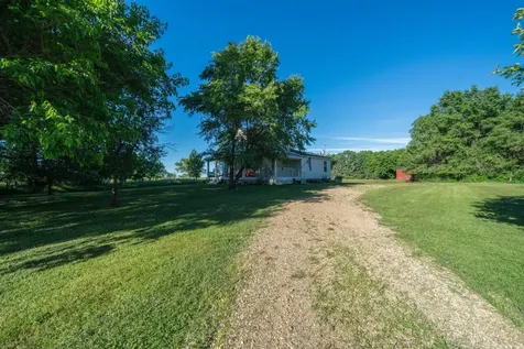 28555 810th Avenue Graceville MN 56240