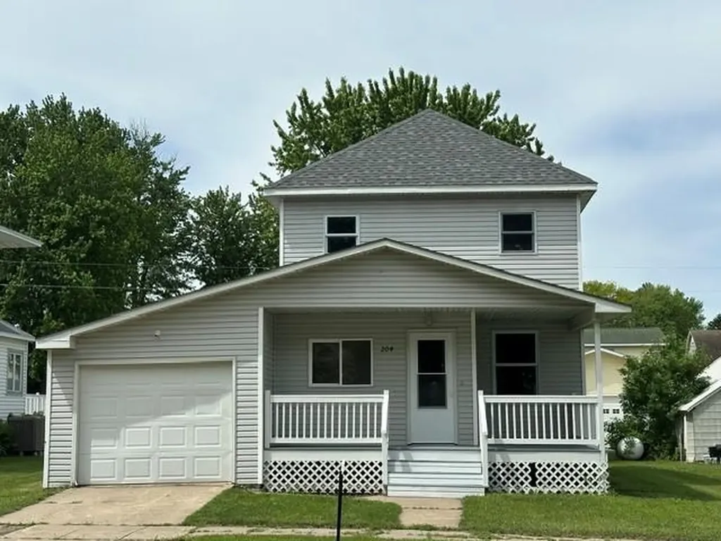 204 1st Street Russell MN 56169