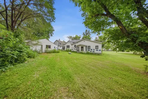 42 Church Street Houlton WI 54082