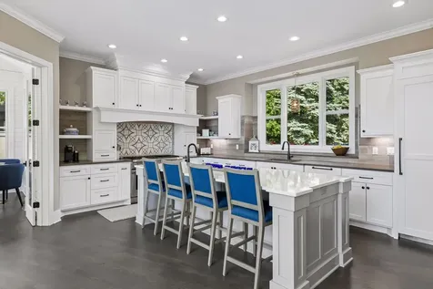 1489 Bussard Court Arden Hills MN 55112