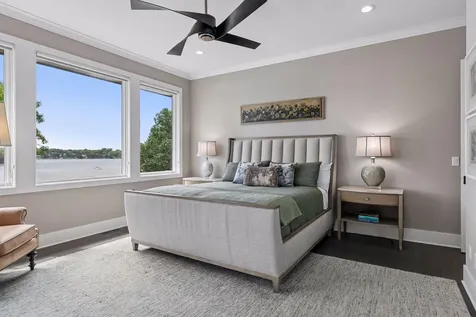 1489 Bussard Court Arden Hills MN 55112