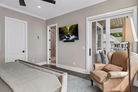 1489 Bussard Court Arden Hills MN 55112