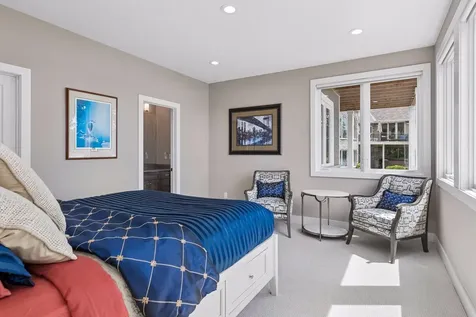 1489 Bussard Court Arden Hills MN 55112