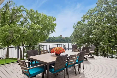 1489 Bussard Court Arden Hills MN 55112