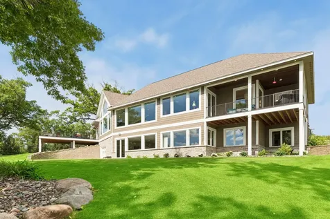 1489 Bussard Court Arden Hills MN 55112