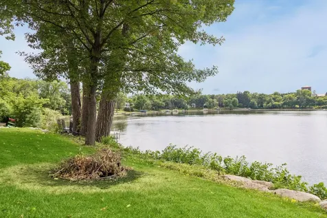 1489 Bussard Court Arden Hills MN 55112