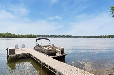 1489 Bussard Court Arden Hills MN 55112