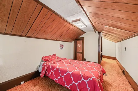 2678 8th Avenue E North Saint Paul MN 55109