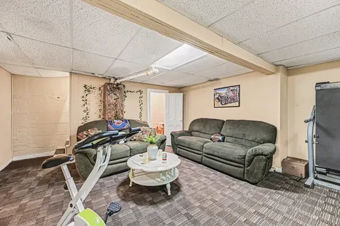 2678 8th Avenue E North Saint Paul MN 55109