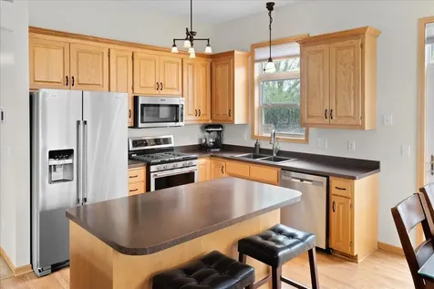 828 Winsome Way NW Isanti MN 55040