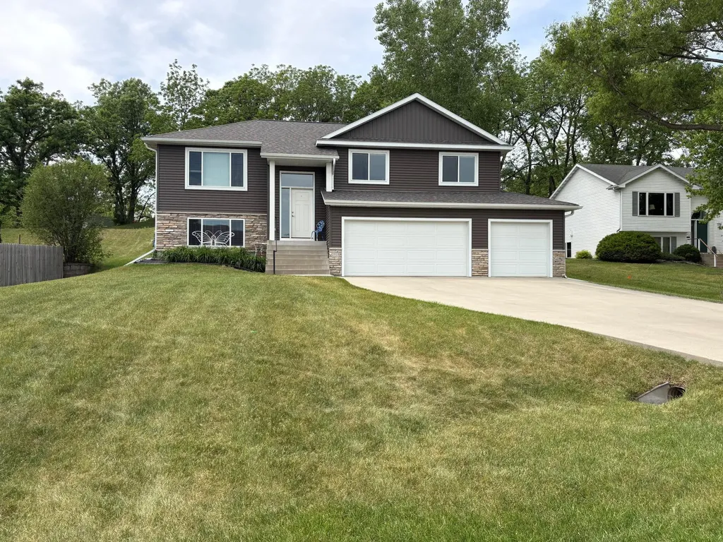 2515 Elmcroft Drive SW Rochester MN 55902