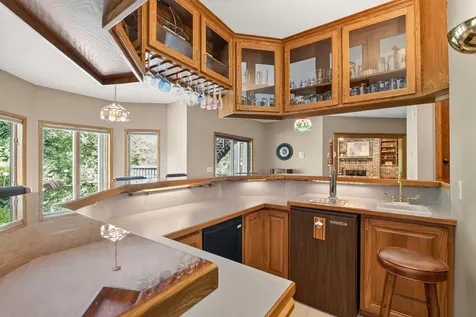815 Promontory Place Eagan MN 55123