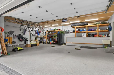 815 Promontory Place Eagan MN 55123