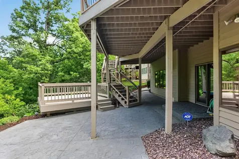 815 Promontory Place Eagan MN 55123