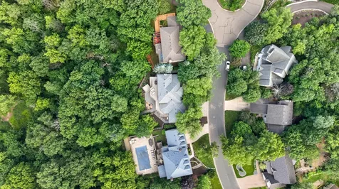 815 Promontory Place Eagan MN 55123