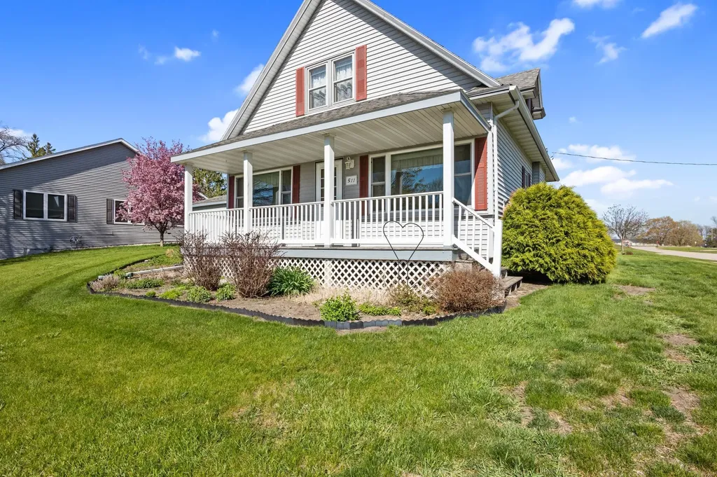 511 W 1st Avenue Osakis MN 56360
