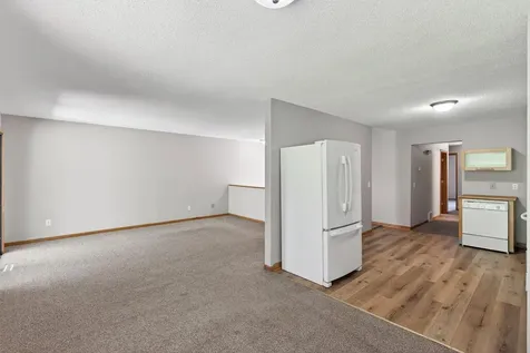 428 Pleasant Drive Hastings MN 55033